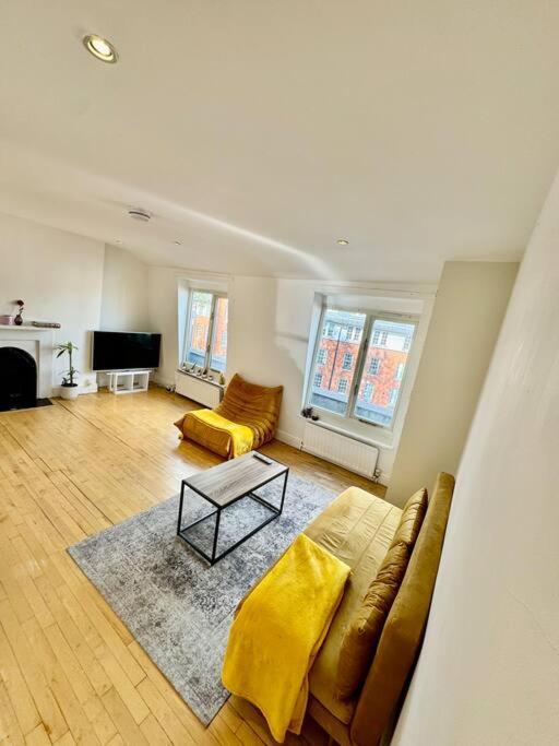 Apartament Victoria - 1 Bedroom 4 People Londra